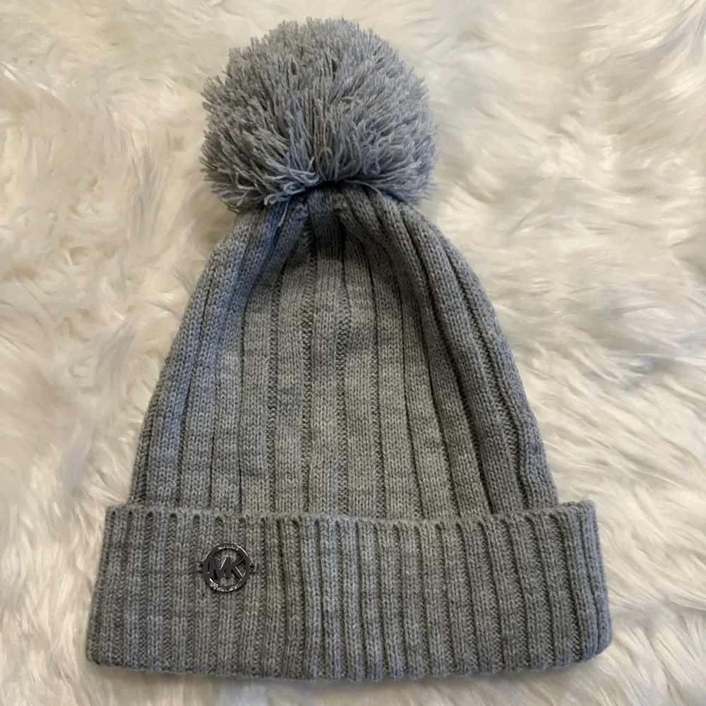 Michael Kors | Women’s Gray Pom Pom Winter Hat Folded Design